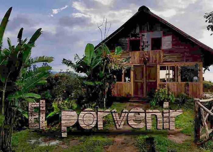 Rustic Cabin In Salento