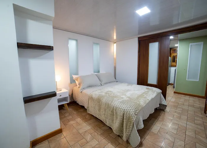 Calle Real House